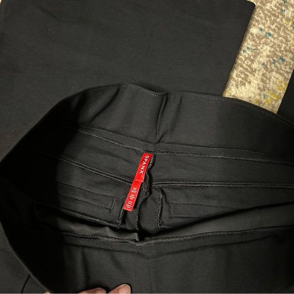 SPANX‎ SPANXsmooth™ PerfectFit Ponte Flare Pant Black Petite - Picture 12 of 12